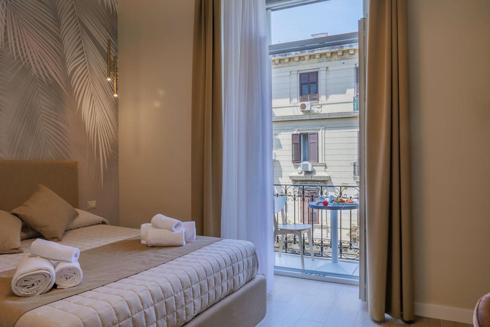 Maria Maruzzella B&B Luxury Suites Νάπολη Εξωτερικό φωτογραφία