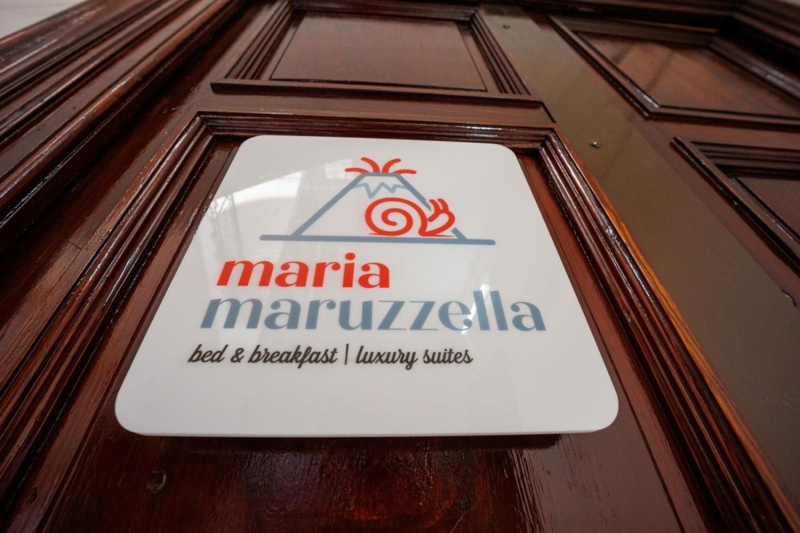 Maria Maruzzella B&B Luxury Suites Νάπολη Εξωτερικό φωτογραφία