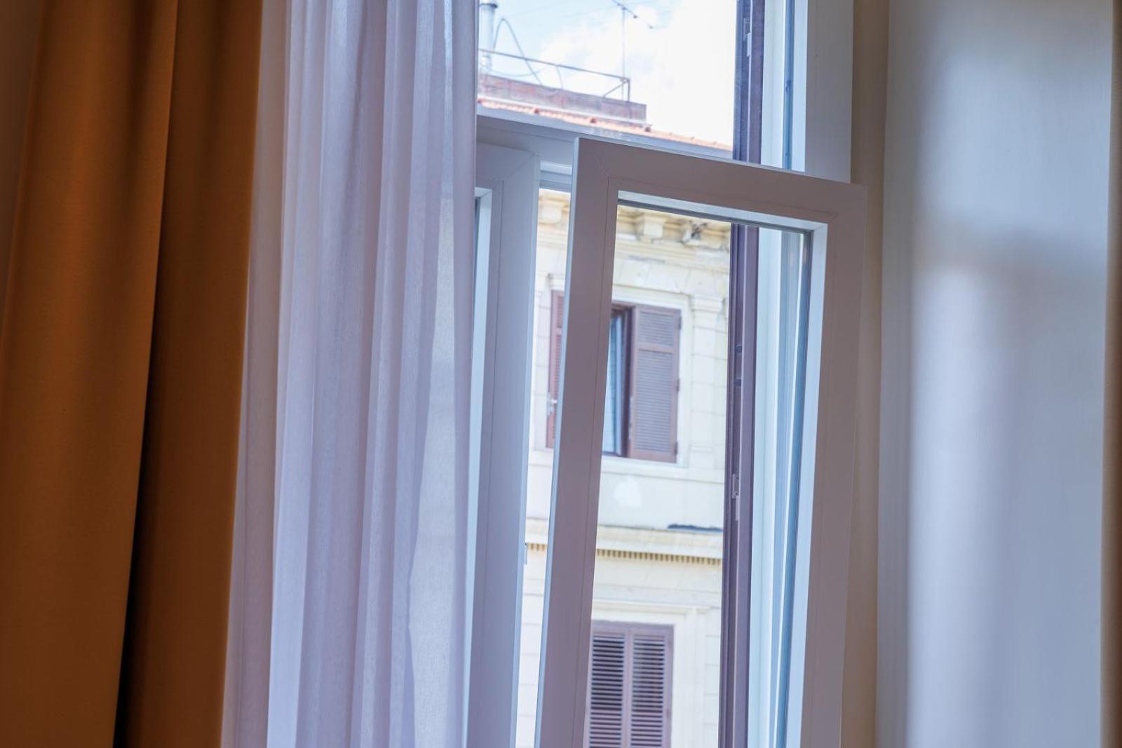 Maria Maruzzella B&B Luxury Suites Νάπολη Εξωτερικό φωτογραφία