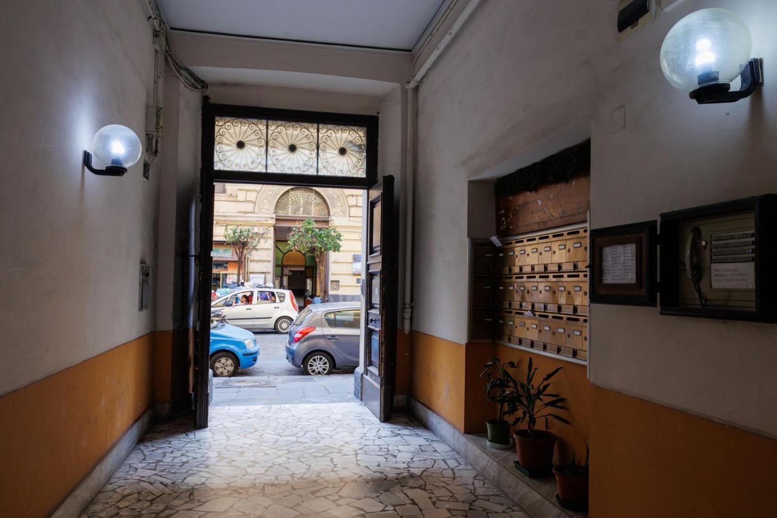 Maria Maruzzella B&B Luxury Suites Νάπολη Εξωτερικό φωτογραφία